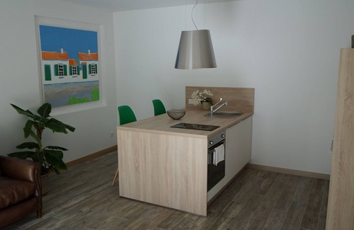 Saint-Xandre House | Les Palmiers - Holiday home