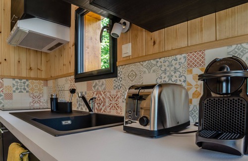 Aspres-les-Corps Ski Chalet | Les Petits Ecrins with private spas