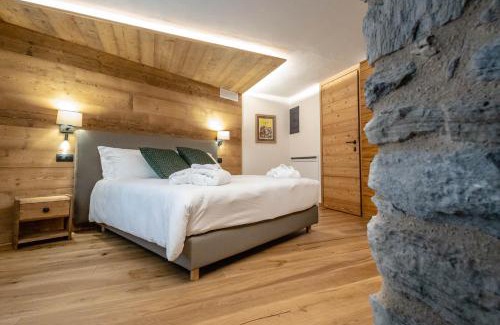 Jovencan House | Les Plaisirs d'Antan