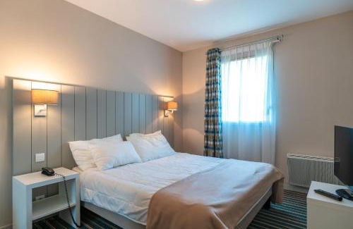 Concarneau Apartment | Les Sables 504 - Appt avec piscine partagée
