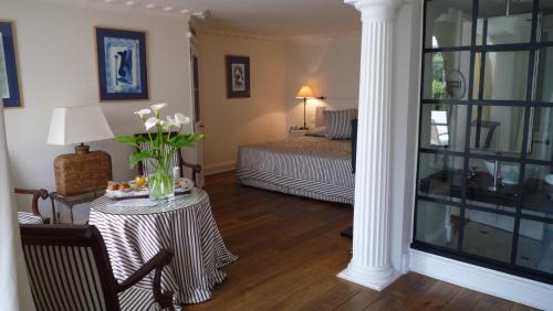 Saint-Paul-de-Vence Hotel | Les Vergers de Saint Paul