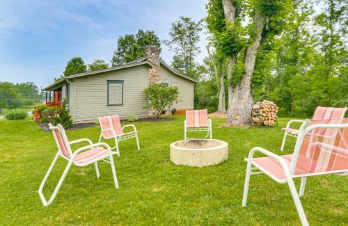 Huntingdon House | Less Than 1 Mi to Raystown Lake Family-Friendly Cottage!