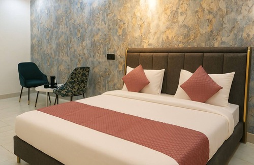 Sector 70 Apartment | Let'stay- Sector-70 Noida