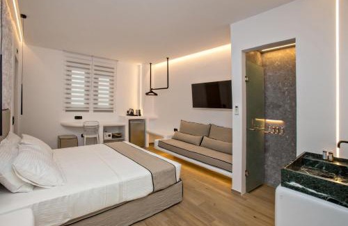 Tinos Town Apartment | Levantes Luxury Suites II