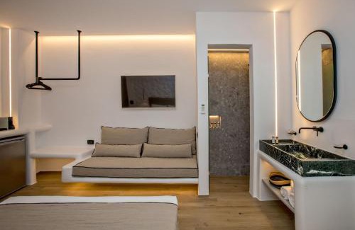 Tinos Town Apartment | Levantes Luxury Suites II