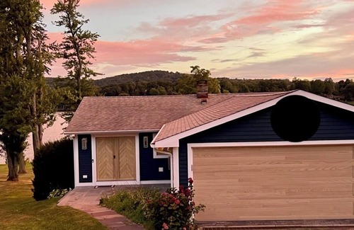 Brookfield House | Level, Direct Lakefront, Expansive Western Views, Beach On Candlewood Lake