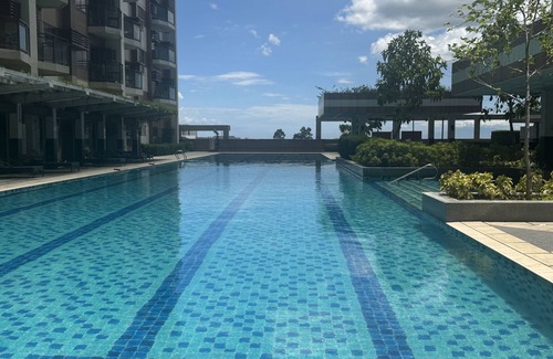 Pasay Condo | Levi & Moon Relax and Chill