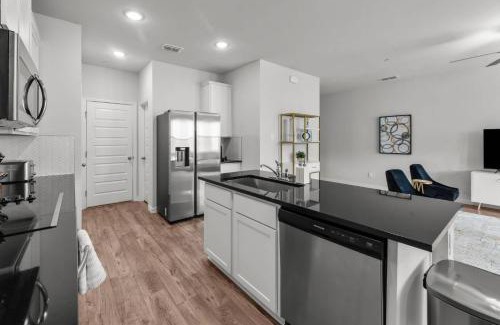 Lewisville House | Lewisville Lake Urban Escape