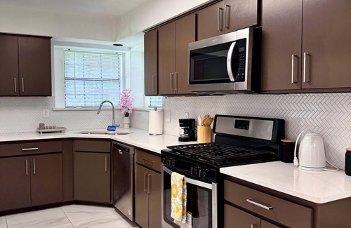 Lewisville House | Lewisville Retreat: Pool, Arcade, Sleeps 10