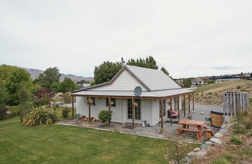 Lake Tekapo House | Lexi's Lodge