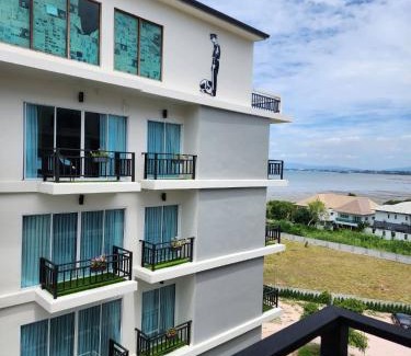 Central Pattaya Hotel | LHC HOTEL AND RESORT