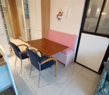 Outremeuse Apartment | Liège centre 13 Quai Godefroid Kurth POUR 2 PERS à 25 min gare Guillemins