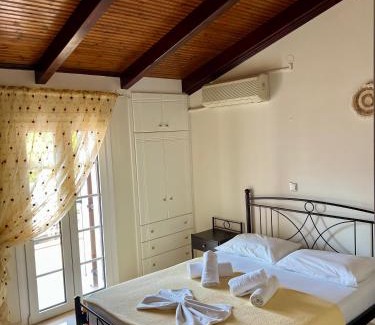 Kefalonia House | Liberis Loft Suite