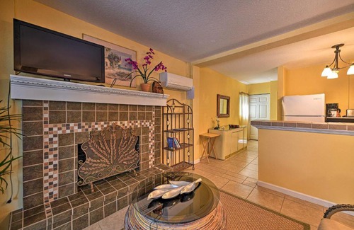 Sarasota Apartment | Lido Key Hideout with Patio and Yard and Walk to Beach!