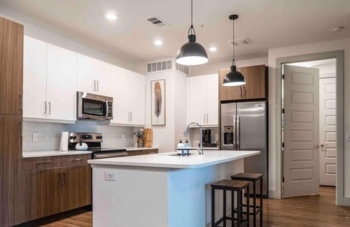 Midland Apartment | Life is easier when it’s comfortable