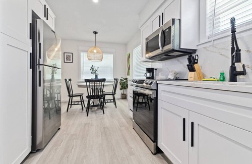 Ilexhurst House | Life's A Beach! Anyday arrival! Fall rate drop!
