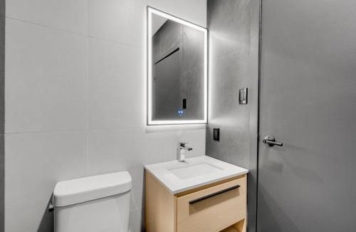 Ville-Marie Hotel | Lift Hotel