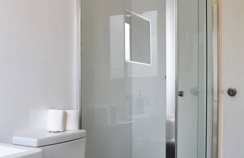 North Bondi Apartment | Light And Airy 2 Bedroom North Bondi Apartment