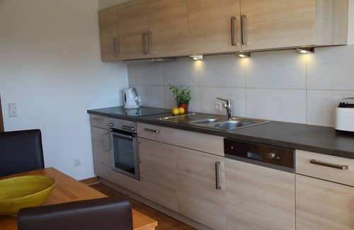 Uehlingen-Birkendorf Apartment | Light-filled, spacious apartment, direct access to terrace and lawn