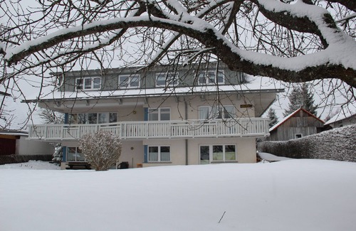 Uehlingen-Birkendorf Apartment | Light-filled, spacious apartment, direct access to terrace and lawn