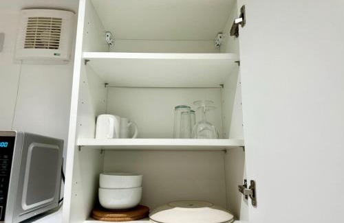 Woolwich Common House | Light & Lamp, En-Suite Studio, in Woolwich