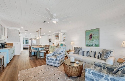 Boca Grande Condo | Lighthouse 17 - Salty Bungalow, a spacious 3-bedroom retreat in Boca Grande.