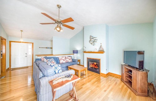 Moneta House | Lighthouse Landing