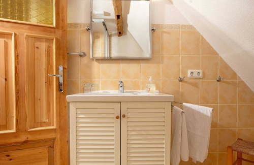 Rugen Island Apartment | Lighthouse - Manor Ketelshagen - romantic, quiet location
