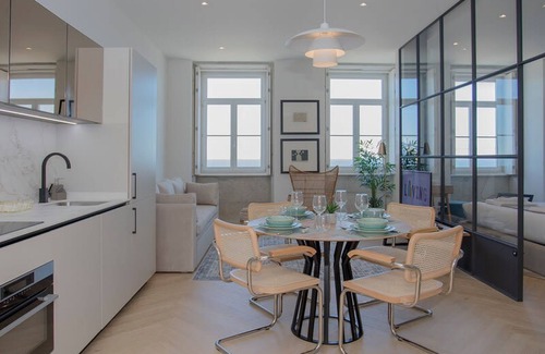 Foz do Douro Apartment | Liiiving in Porto Luxury Beachfront Apartment II