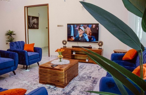 Mbezi Beach House | LikaZifa Holiday Villa