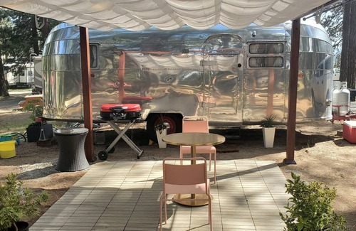 Boundary County House | Like-new vintage 1954 Airstream
