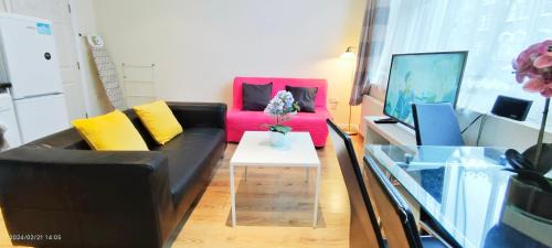 Addison Apartment | Lilac at Hammersmith