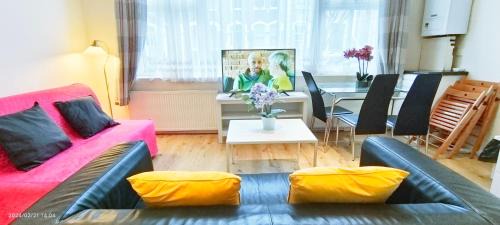 Addison Apartment | Lilac at Hammersmith