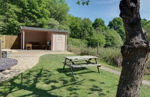 Lydney House | Lilac Cottage