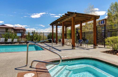 Bear Hollow Village Apartment | Lillehammer Escape 1301