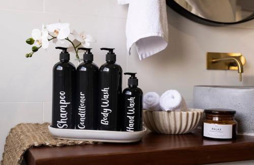 Dubbo Apartment | Lilly Pilly Lodge - Close to Zoo, 3 Mins to CBD