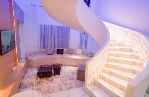 Ekrokpe Apartment | Lily Luxury Home Shortlet Apartments