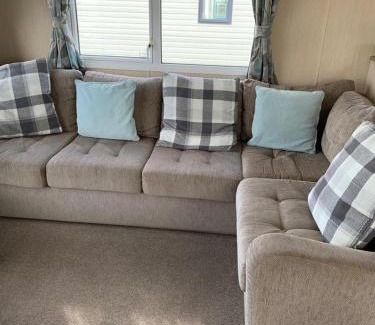 Rhyl Cabin | Lily's caravan