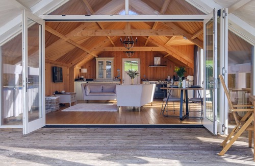 Killington Cottage | LILYMERE BOAT HOUSE, romantic, character holiday cottage in Sedbergh
