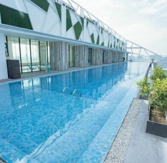 Pasay Hotel | Lime Resort Manila