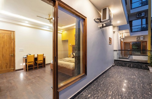 Noida Hotel | Lime Tree Hotel & One BHK Serviced Apartment - Noida Sector 50 Metro
