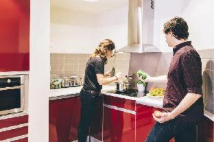 Hostafrancs Apartment | Limehome Barcelona Rector Triadó