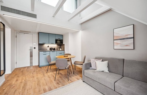 Basel City Centre Apartment | Limehome Basel Münzgasse