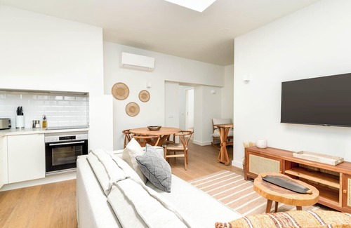 Evora Apartment | Limehome Evora Largo dos Penedos