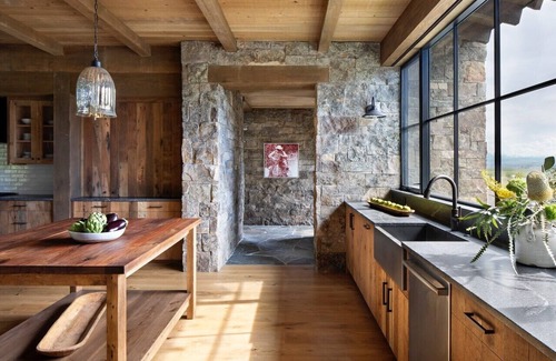 Belgrade House | Limestone Creek Ranch - An Unparalleled Montana Experience