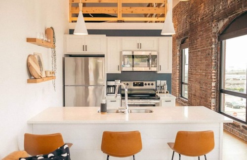 Duluth Apartment | Lincoln Park Craft District's Centerpiece