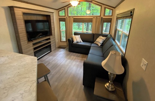 Brill House | Lincolnwood Tiny House 12