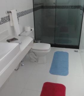 Taio House | Linda Suíte perto da Praia do Forno