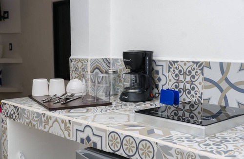 Luis Donaldo Colosio Hotel | Linda Vecindad Playa del Carmen