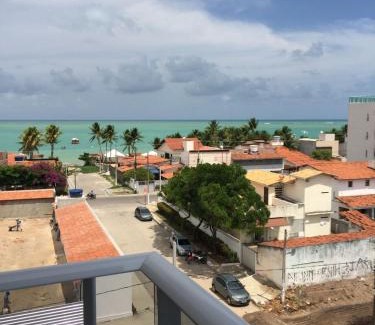 Jardim Camboinha Apartment | Lindo apartamento de férias à 100m do mar!